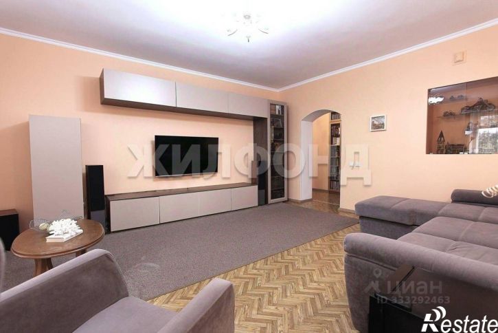 3-комн квартира ул Серафимовича, 11,  д. 11