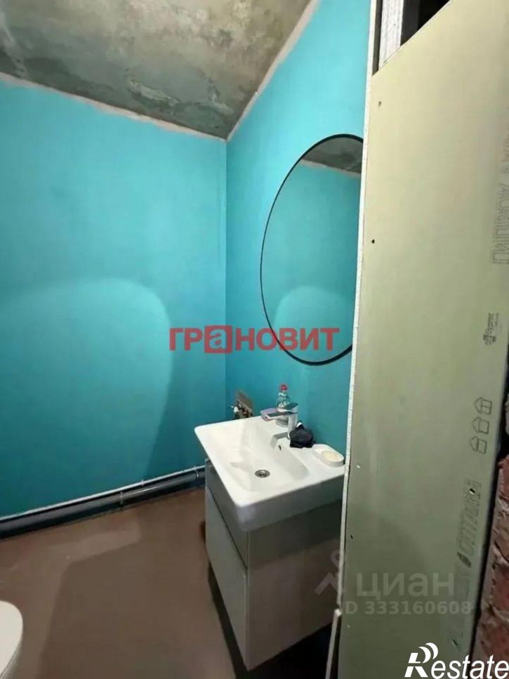 1-комн квартира ул Есенина, 12/1,  д. 12/1