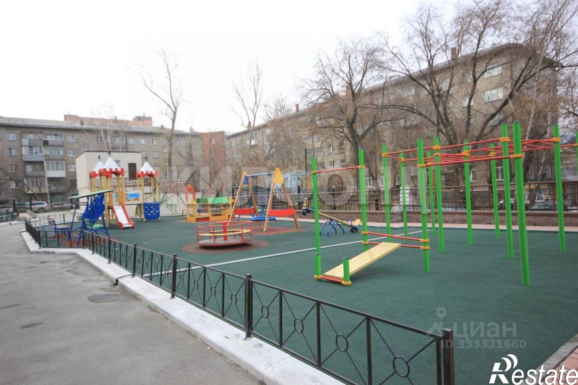 Купить гараж, место в паркинге за 2 500 020 рублей на ул Гоголя, 26