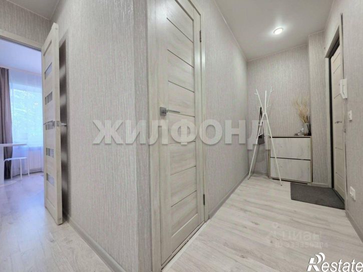 1-комн квартира ул Есенина, 31,  д. 31