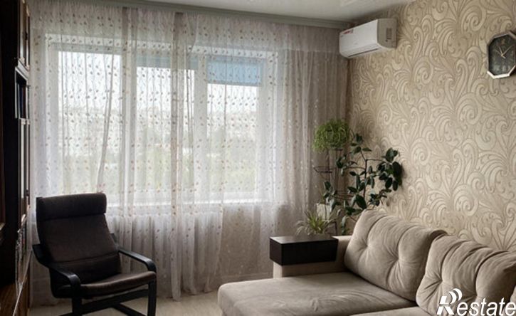 3-комн квартира ул Курчатова, 37,  д. 37