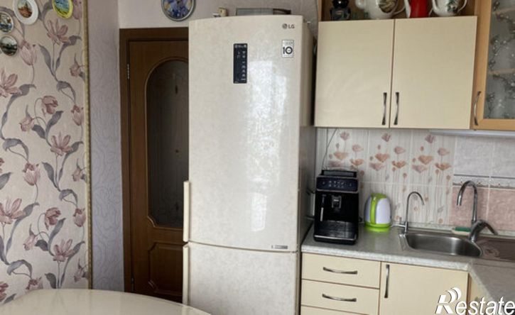 3-комн квартира ул Курчатова, 37,  д. 37