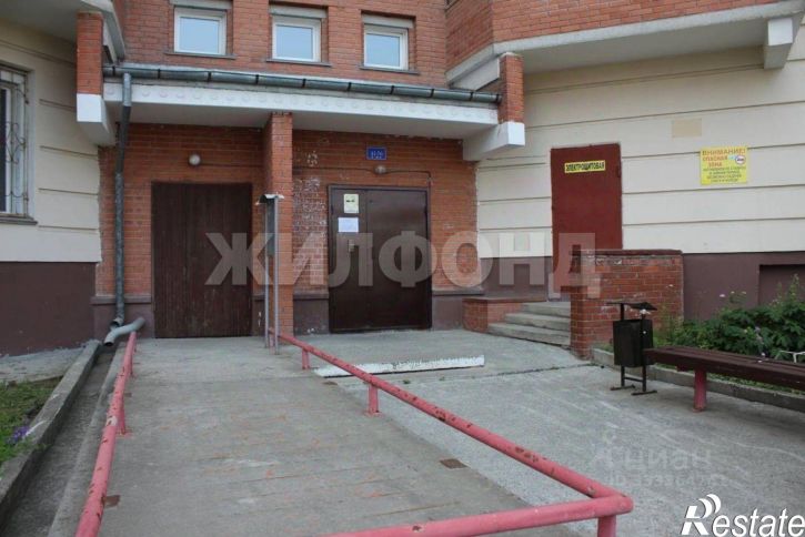 2-комн квартира ул Свечникова, 1,  д. 1