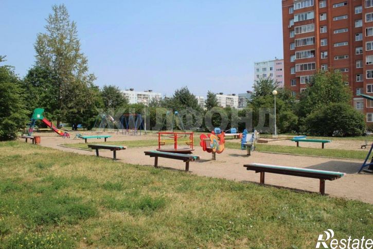 2-комн квартира ул Свечникова, 1,  д. 1