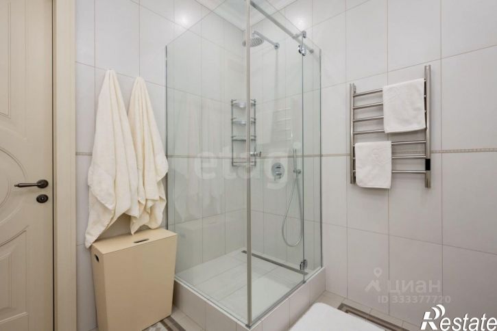 4-комн квартира ул Коммунистическая, 10,  д. 10