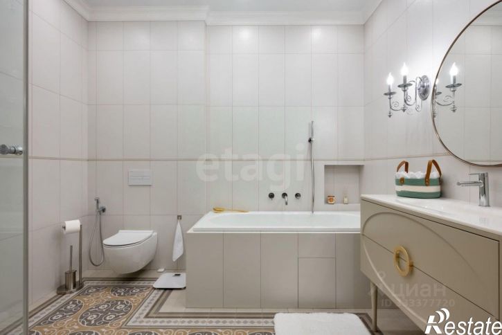 4-комн квартира ул Коммунистическая, 10,  д. 10
