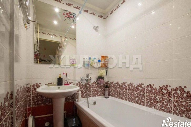 2-комн квартира ул Пархоменко, 114,  д. 114