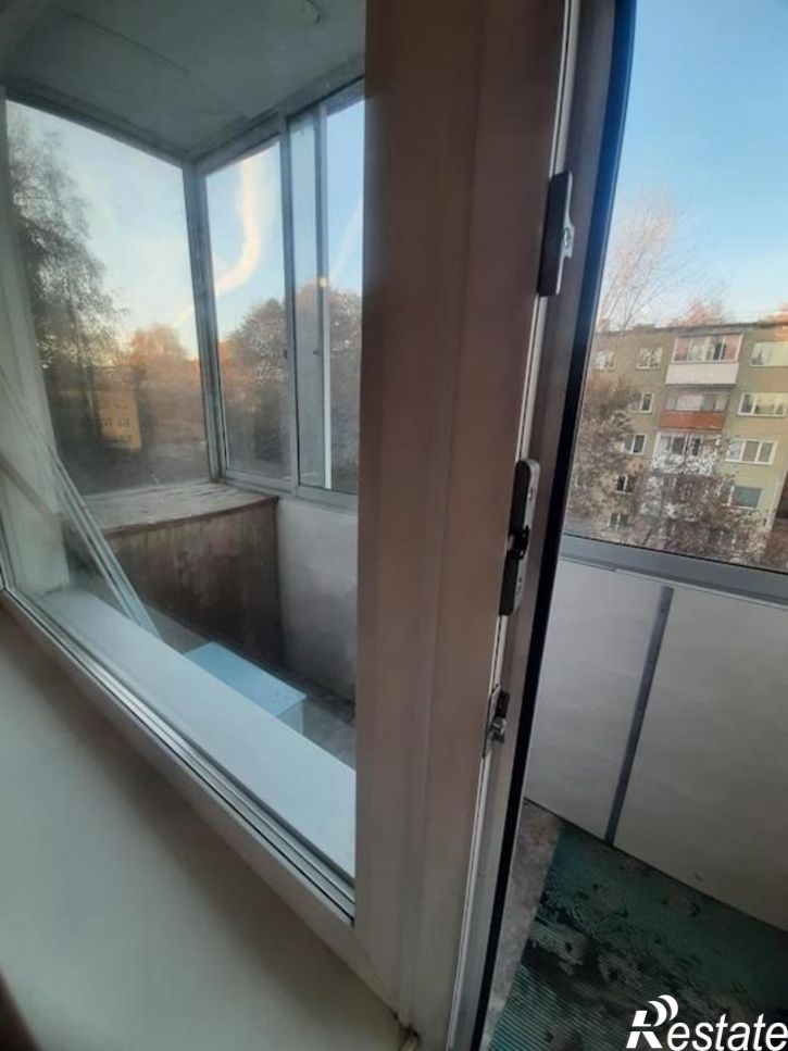 2-комн квартира Барьерная, 15