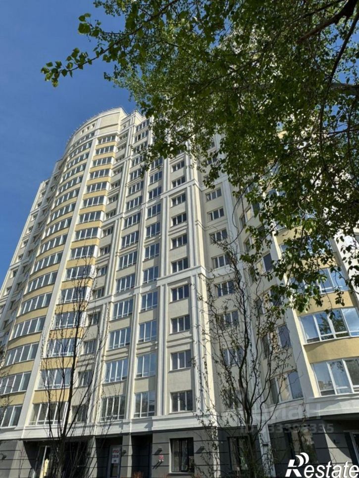 3-комн квартира ул Дуси Ковальчук, 242,  д. 242
