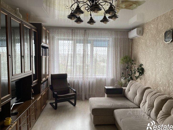3-комн квартира ул Курчатова, 37,  д. 37