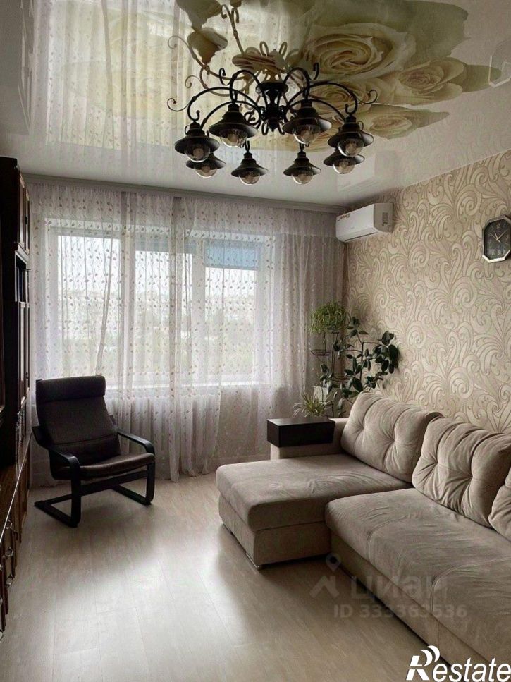 3-комн квартира ул Курчатова, 37,  д. 37