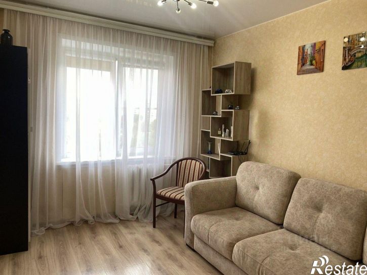 3-комн квартира ул Курчатова, 37,  д. 37