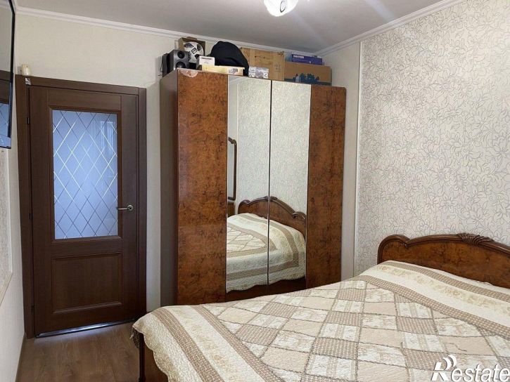 3-комн квартира ул Курчатова, 37,  д. 37