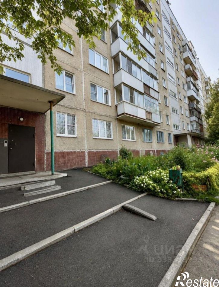 3-комн квартира ул Связистов, 5,  д. 5