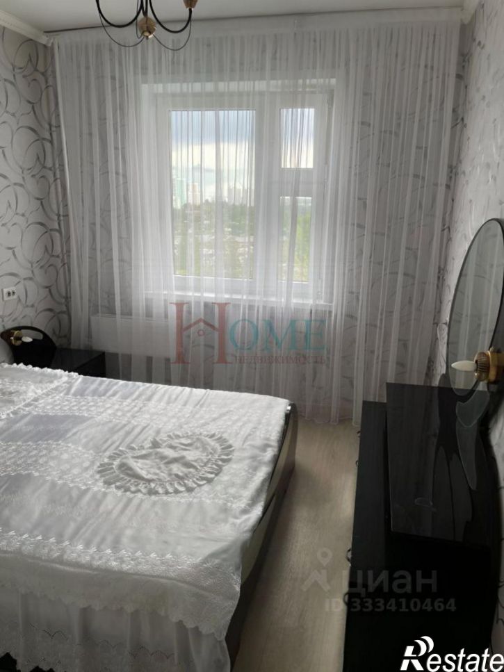 2-комн квартира ул В.Высоцкого, 3,  д. 3