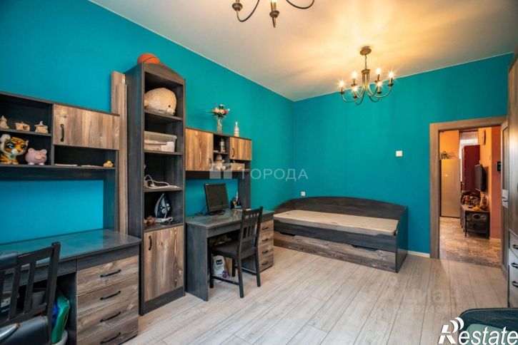 3-комн квартира Красный пр-кт, 33,  д. 33