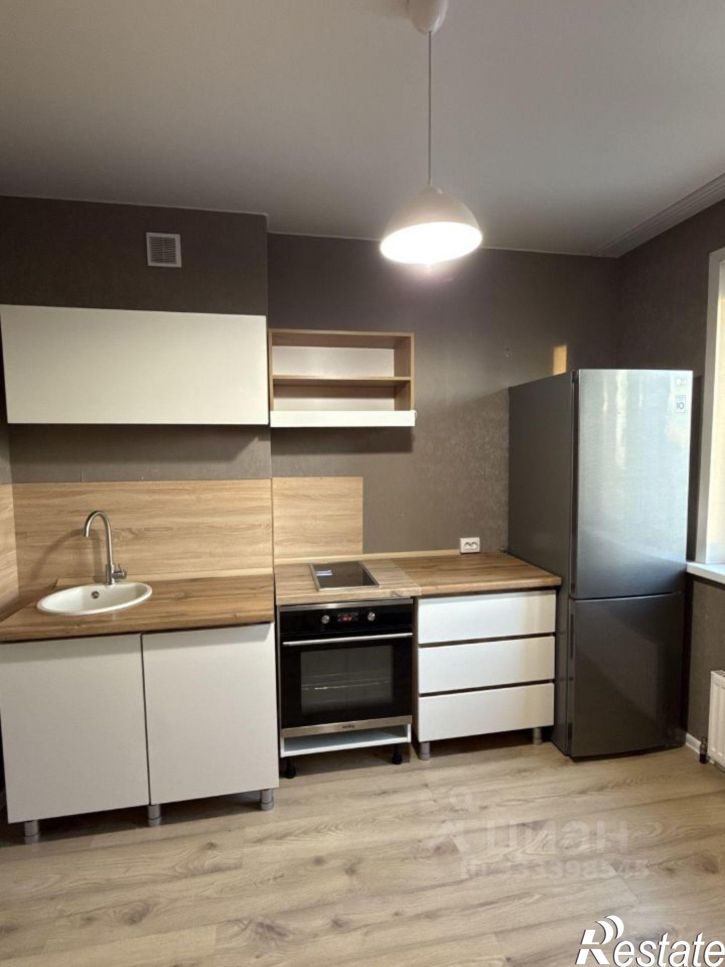 2-комн квартира ул Адриена Лежена, 26/2,  д. 26/2