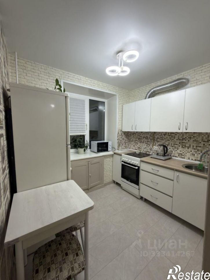 2-комн квартира ул Кошурникова, 31,  д. 31