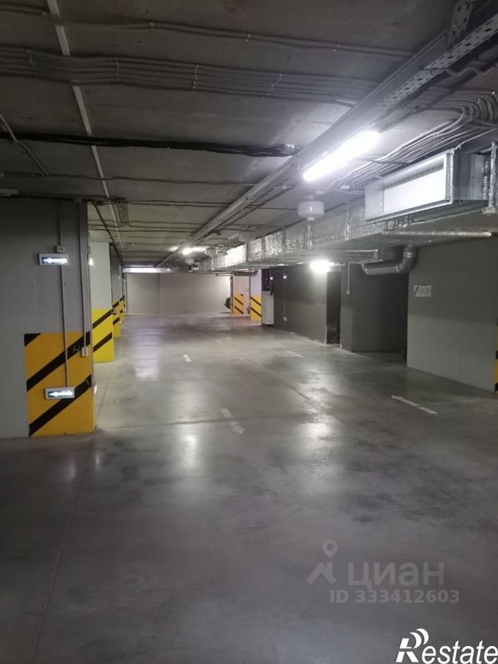 Гараж/парковка ул Есенина, 12/1,  д. 12/1