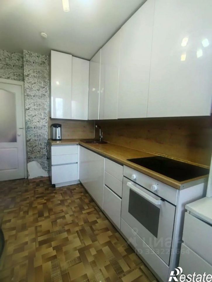 2-комн квартира ул Петухова, 156,  д. 156
