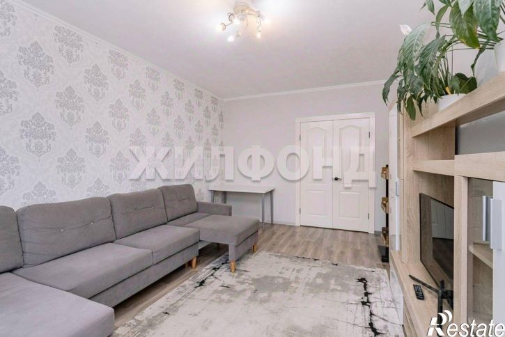 3-комн квартира ул Краузе, 13,  д. 13