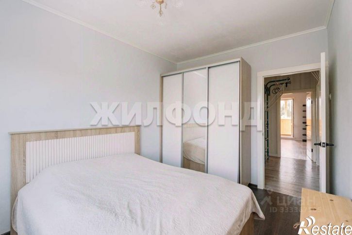 3-комн квартира ул Краузе, 13,  д. 13