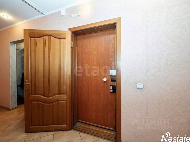 3-комн квартира ул Зыряновская, 57,  д. 57
