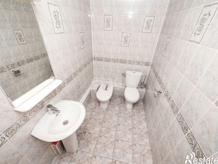 3-комн квартира ул Зыряновская, 57,  д. 57