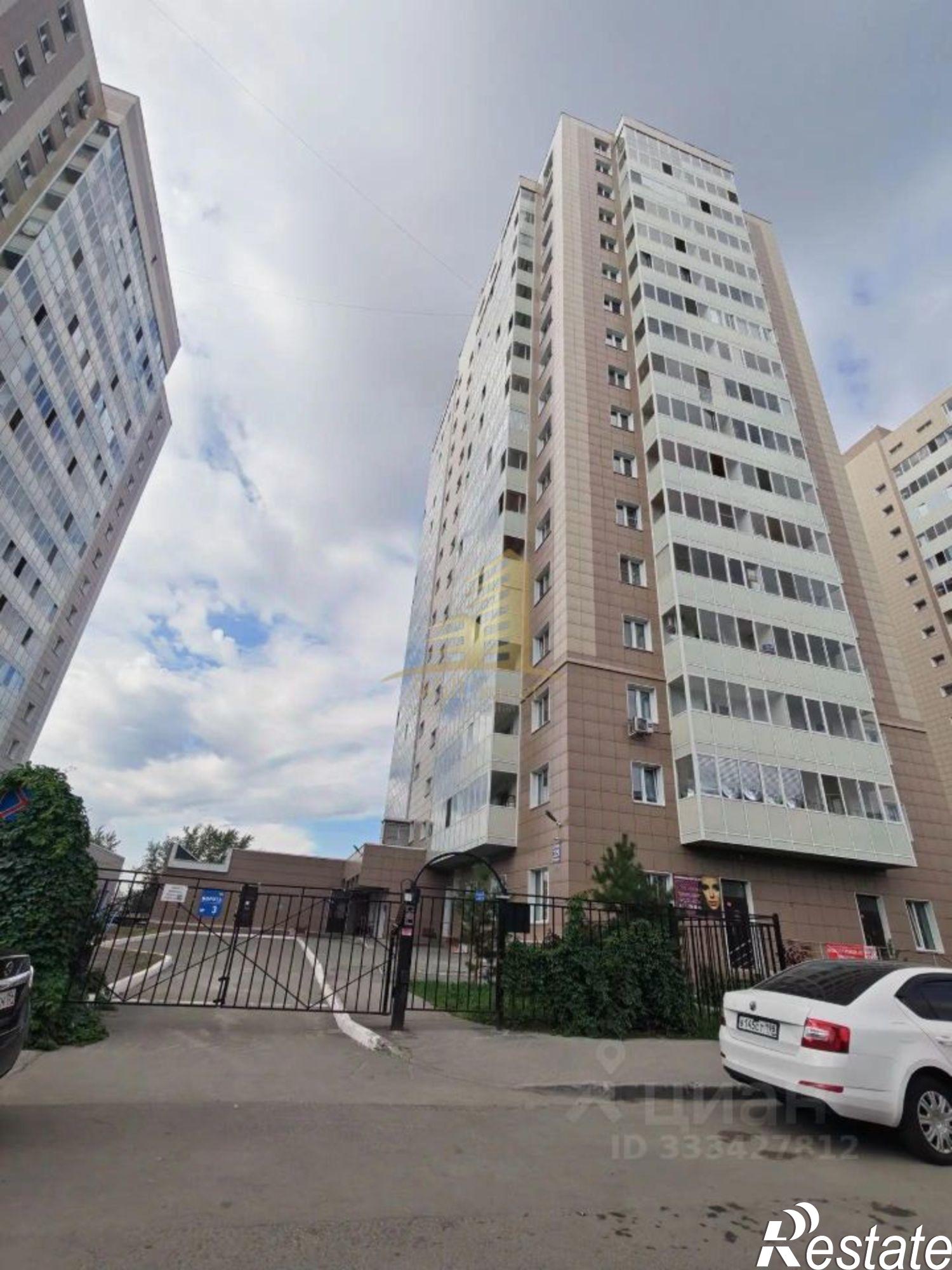 Купить гараж, место в паркинге за 819 000 рублей на ул Кирова, 225