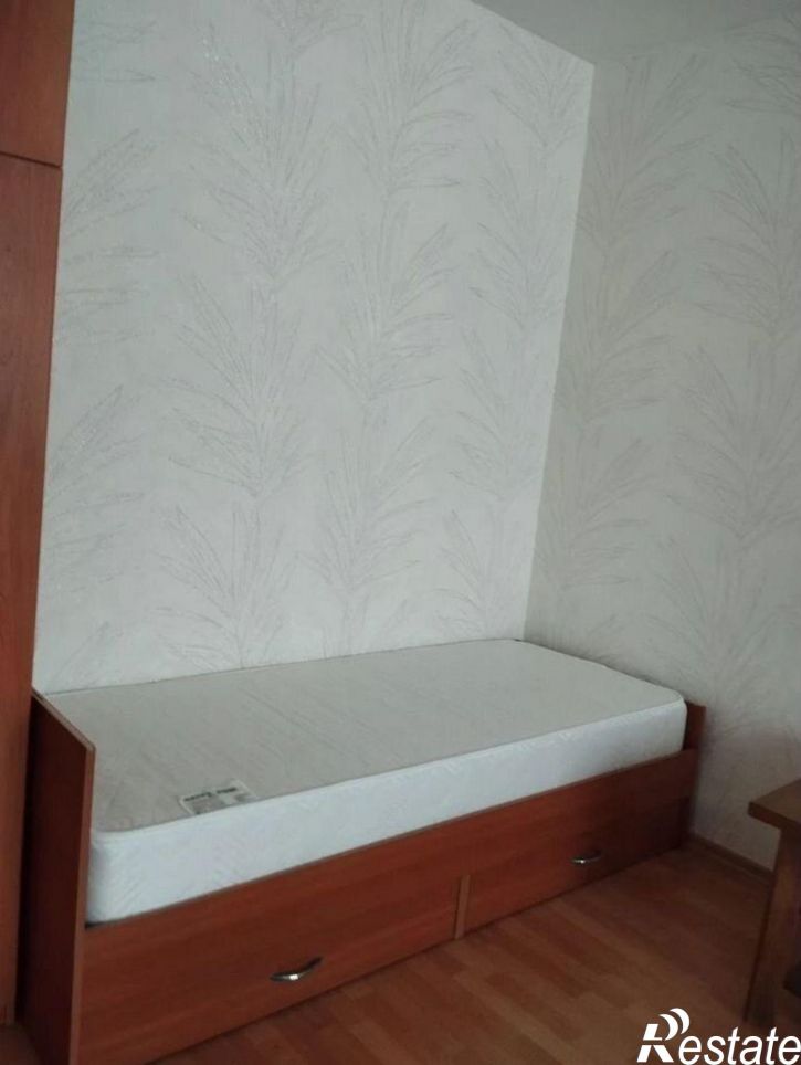 1-комн квартира ул Демакова, 1,  д. 1