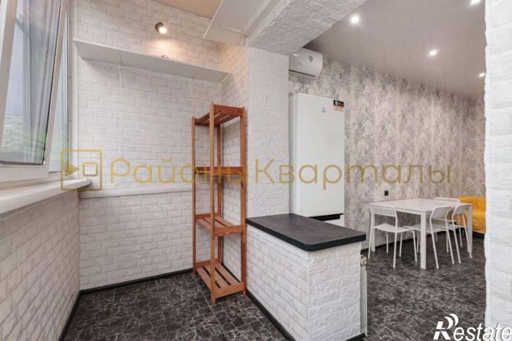 4-комн квартира ул Ипподромская, 34/2,  д. 34/2