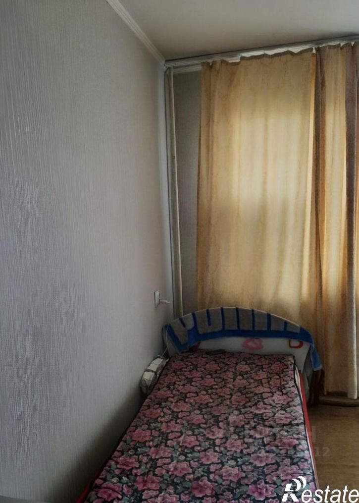 3-комн квартира ул Есенина, 10,  д. 10