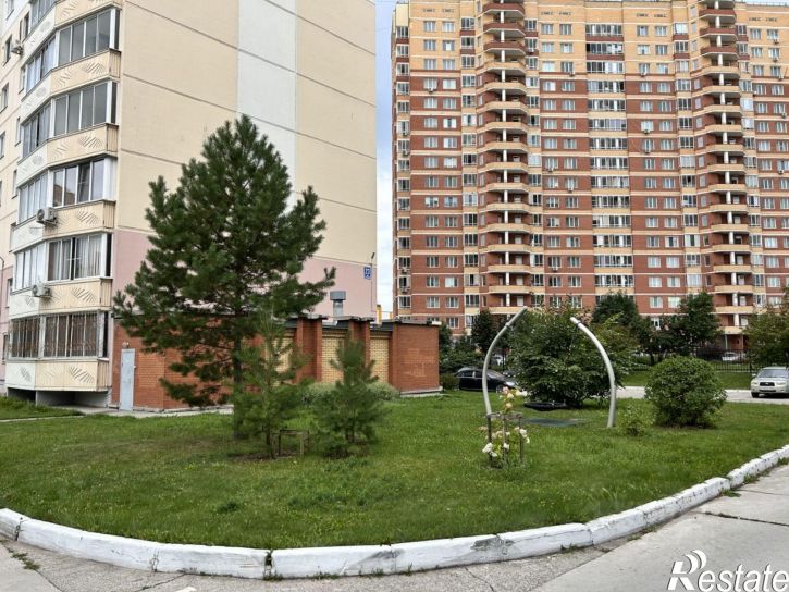 3-комн квартира ул Тюленина, 23,  д. 23