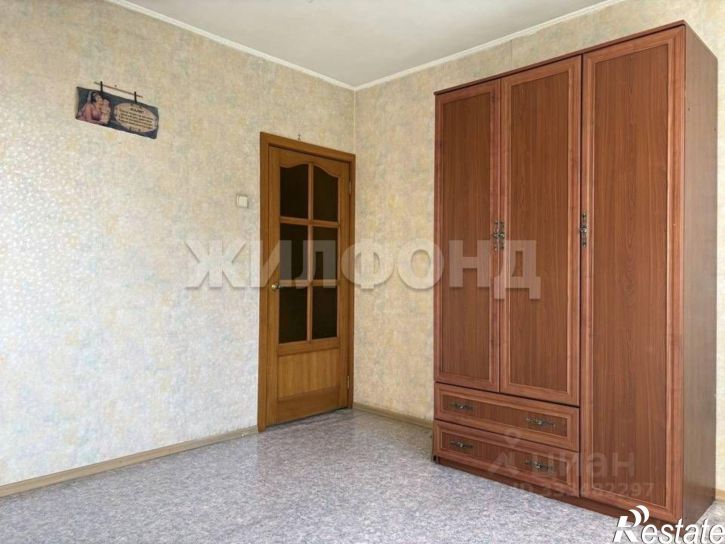2-комн квартира ул Тюленина, 1,  д. 1