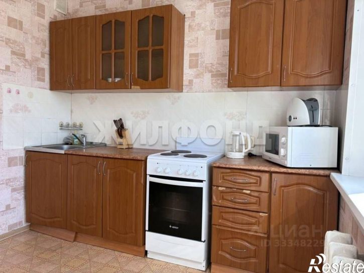 2-комн квартира ул Тюленина, 1,  д. 1