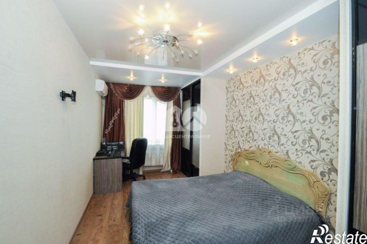 2-комн квартира ул Титова, 236/2,  д. 236/2