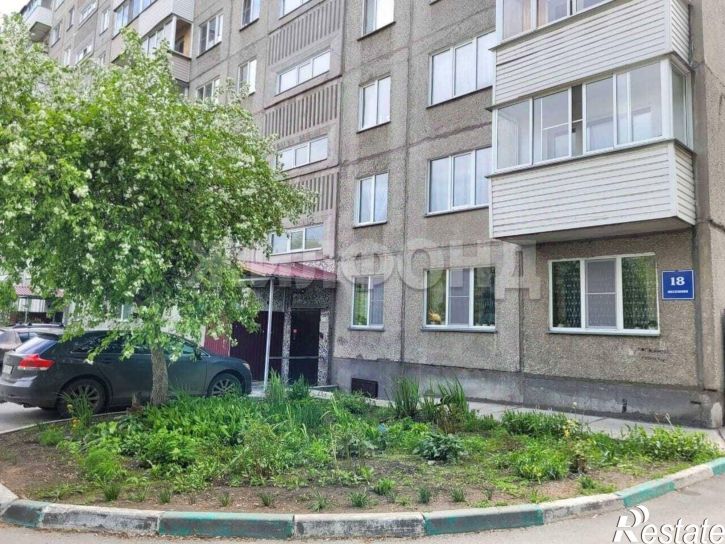 3-комн квартира Весенняя улица, 18,  д. 18