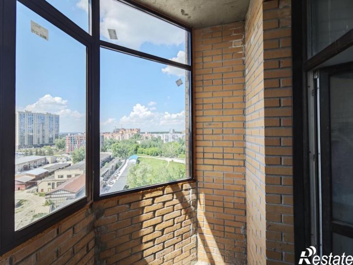 3-комн квартира Молодёжи бульвар, 38