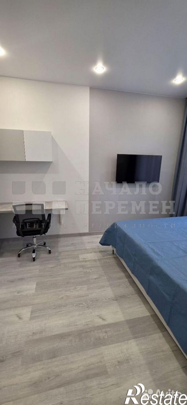 3-комн квартира Райсовета пл, 14