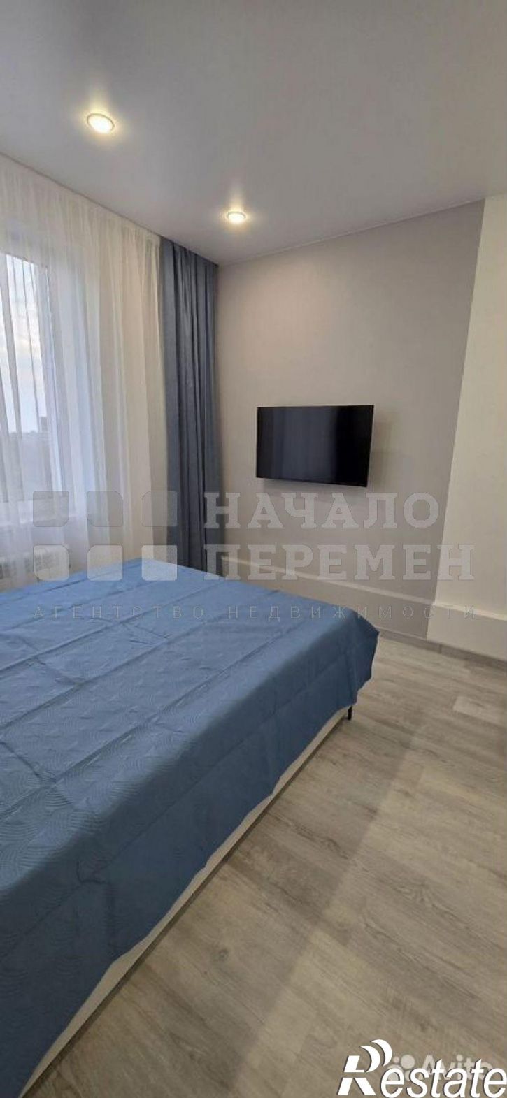 3-комн квартира Райсовета пл, 14