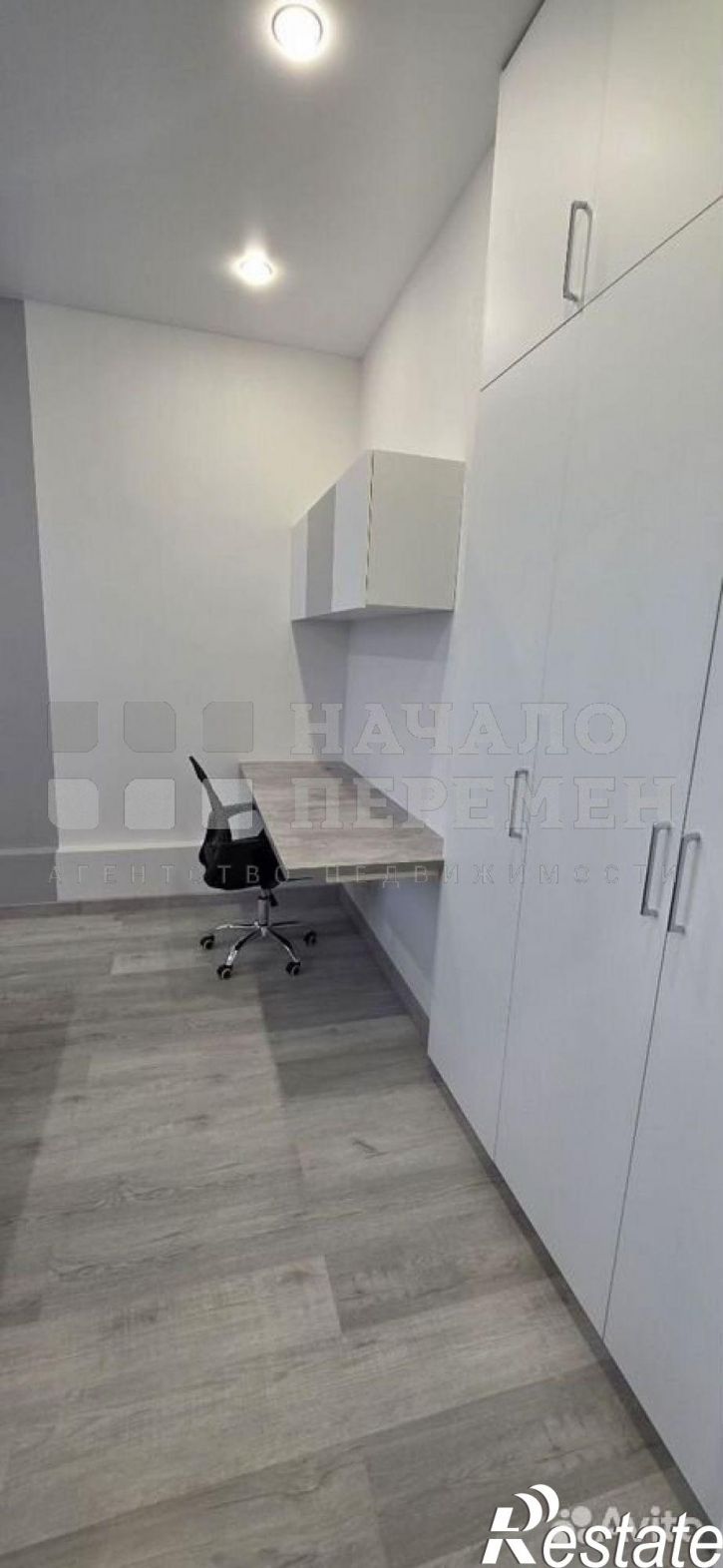 3-комн квартира Райсовета пл, 14