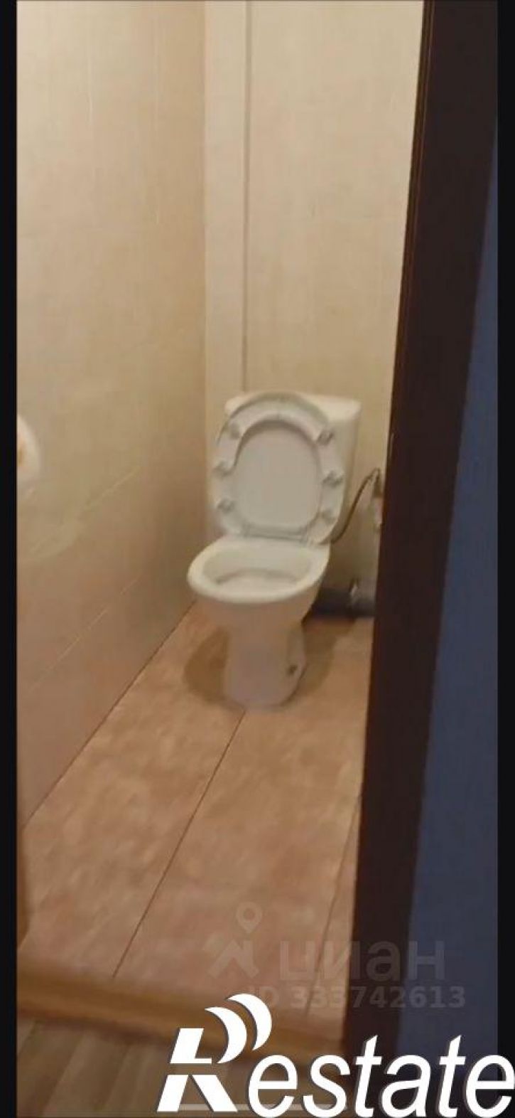 2-комн квартира улица Петухова, 95/4,  д. 95/4