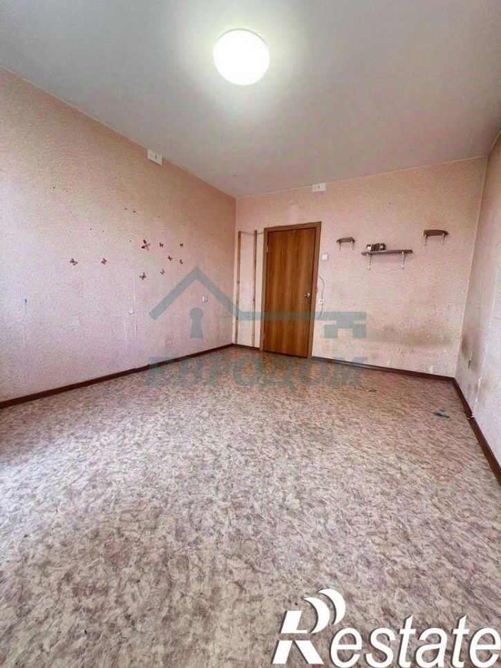 3-комн квартира улица Петухова, 95,  д. 95