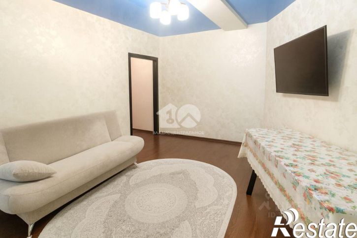 3-комн квартира Заречная улица, 8,  д. 8