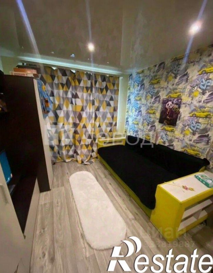 2-комн квартира Красный проспект, 90,  д. 90