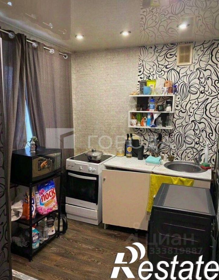 2-комн квартира Красный проспект, 90,  д. 90