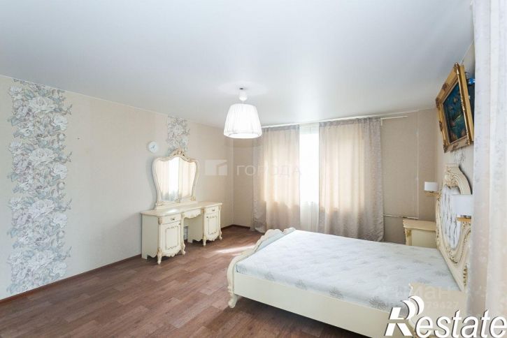 3-комн квартира Бронная улица, 38/1,  д. 38/1