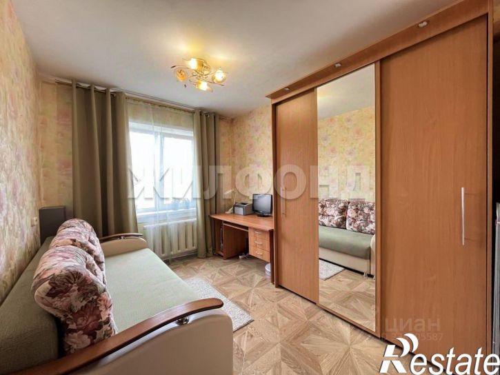 3-комн квартира Выборная улица, 122,  д. 122