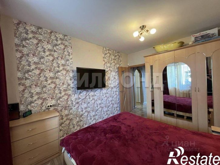 3-комн квартира Выборная улица, 122,  д. 122