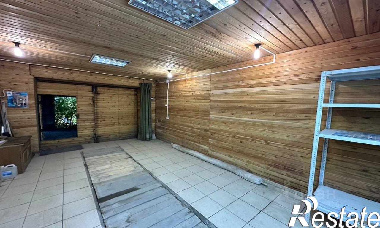 Купить гараж, место в паркинге за 570 000 рублей на Фабричная улица, 10 к6
